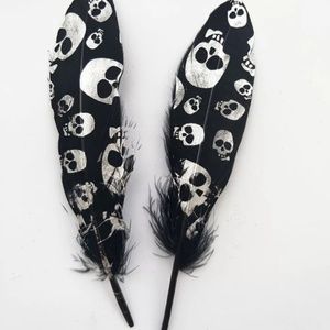TEN Skeleton Black & Silver Goose Feathers